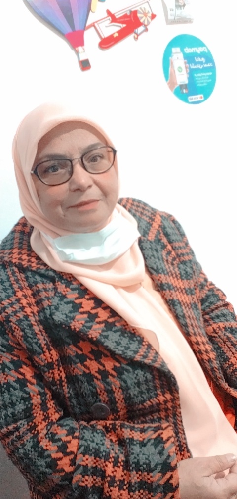دكتور عائشة الشحات