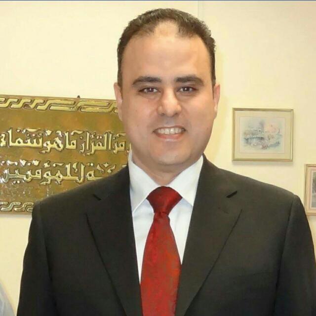 Dr. Nezar Hosny El Nahal