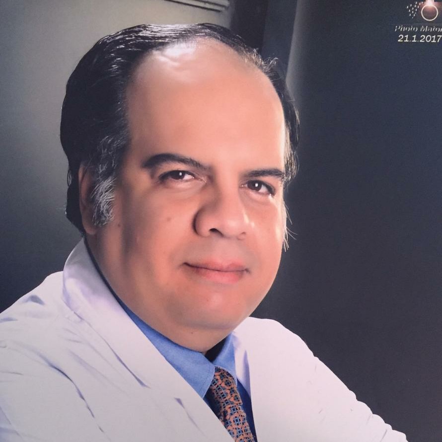 دكتور احمد سمير حسني