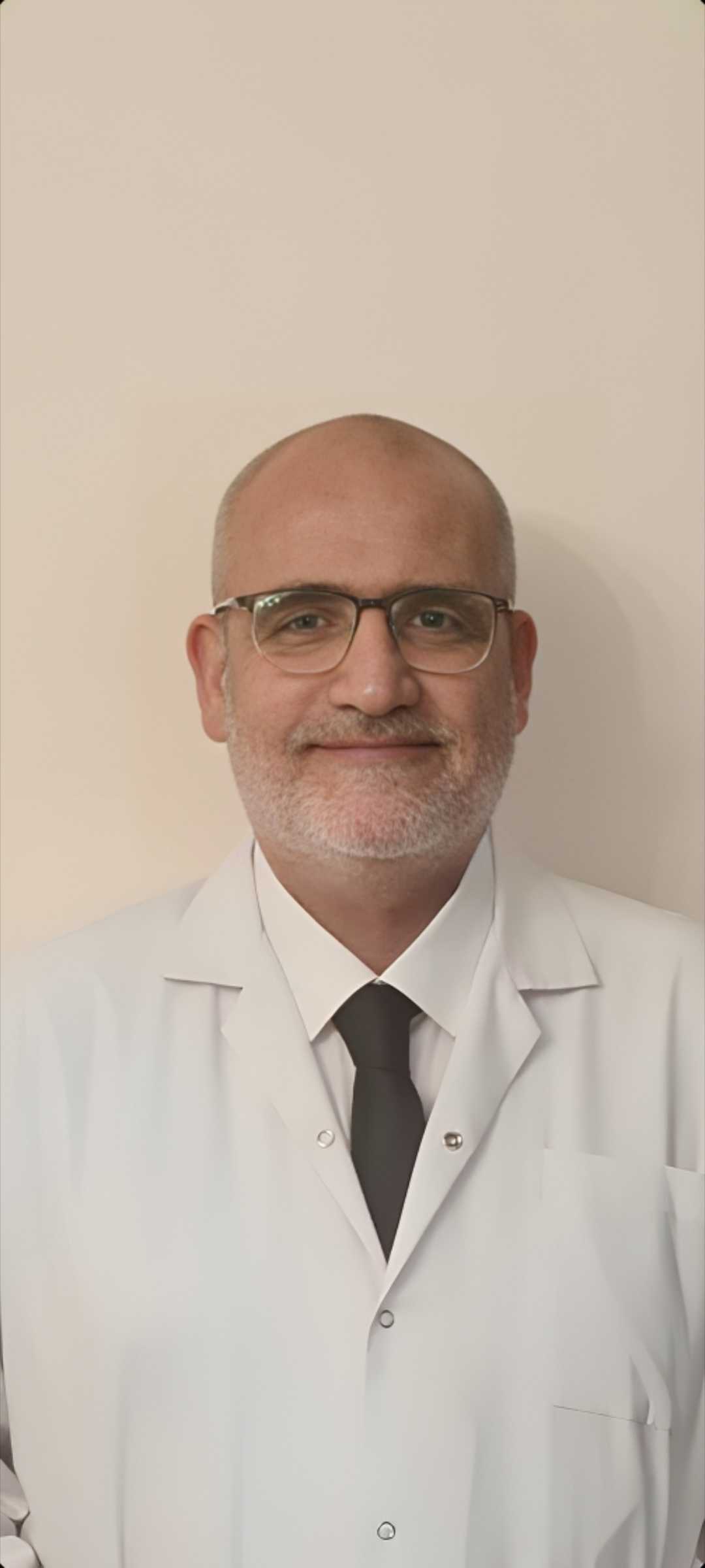 دكتور عمرو محمد طلعت