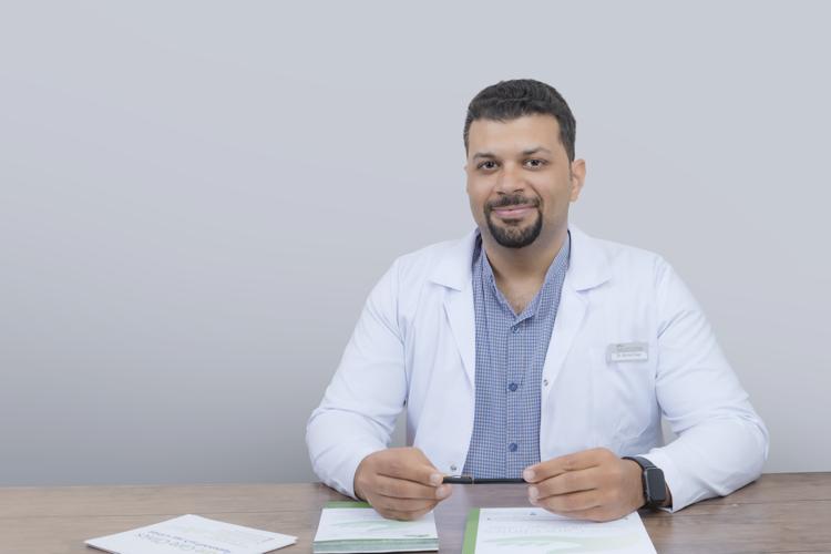 دكتور أحمد صقر