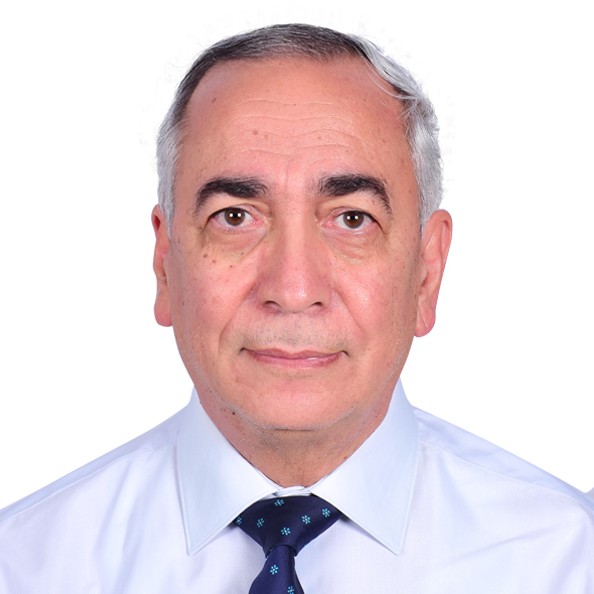 دكتور حسين السايس