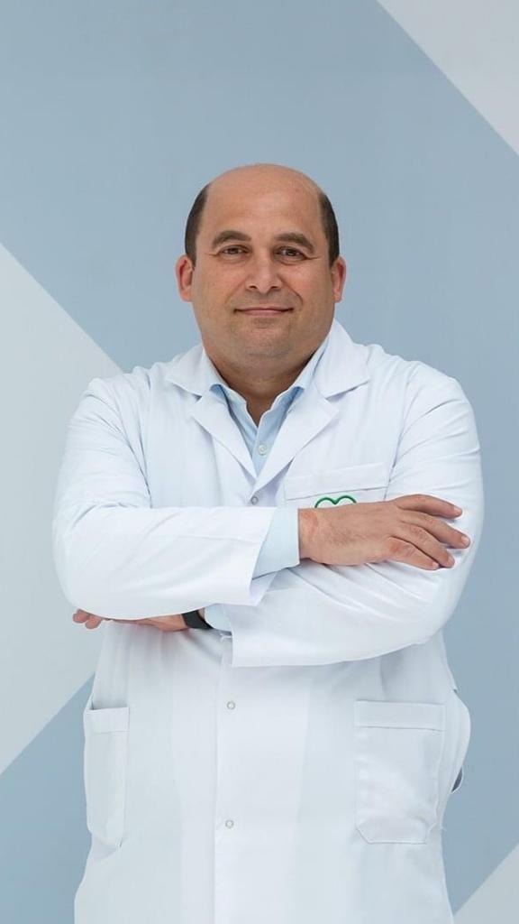 دكتور حسام ظريف